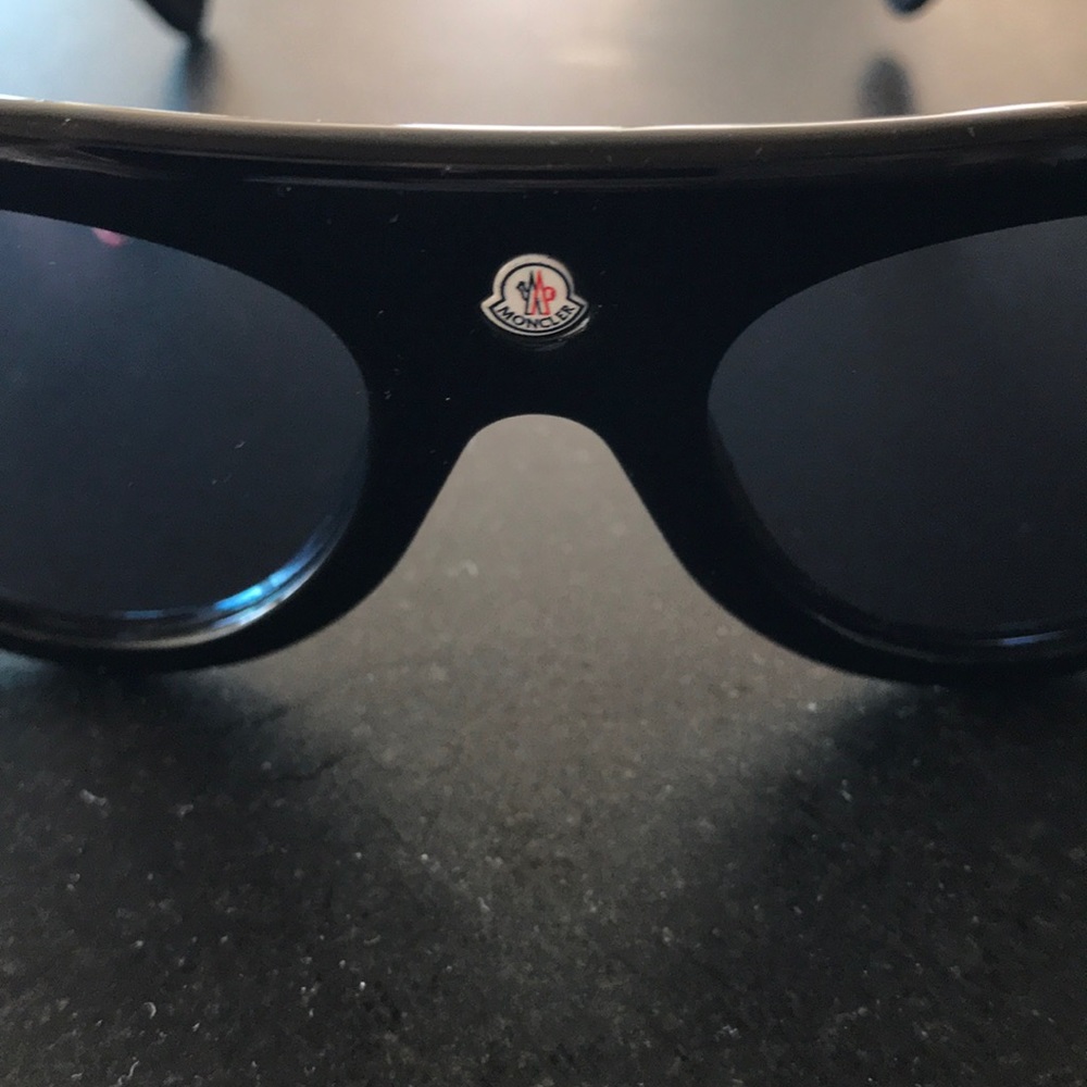 Moncler Snowcat Sunglasses - Picture 2 of 8